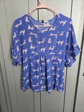 Blue Short-Sleeve Leopard Print Blouse